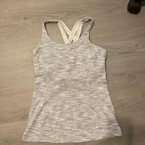 Lululemon woman’s tank with built in bra.
